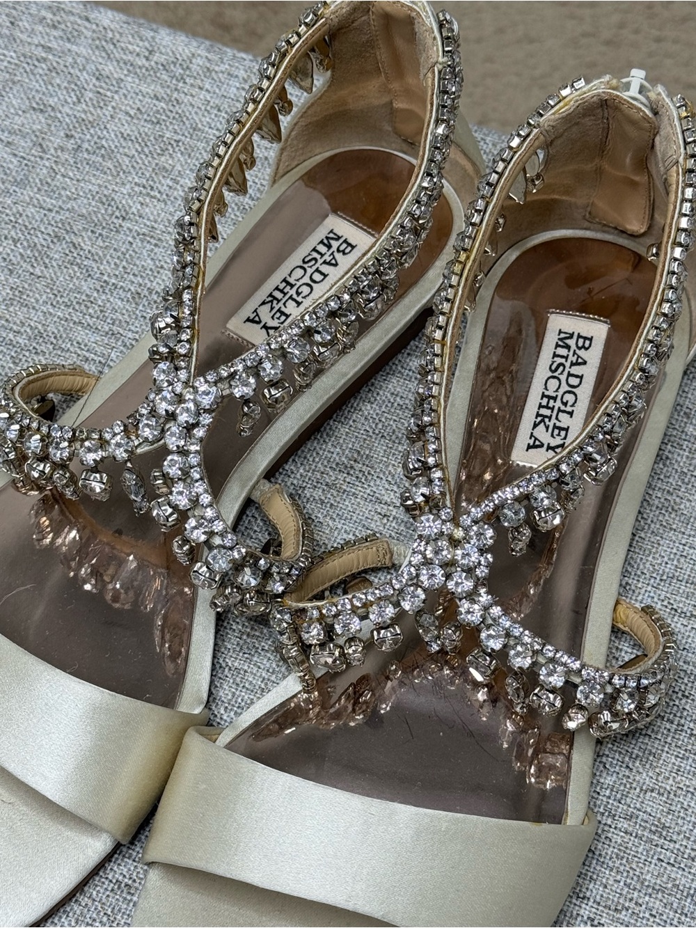 Badgley Mischka Crystal Embellished Ivory Satin Sandals Wedding Formal - Picture 11 of 12